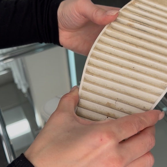 Louis Vuitton sneakers - Picture 5 of 9